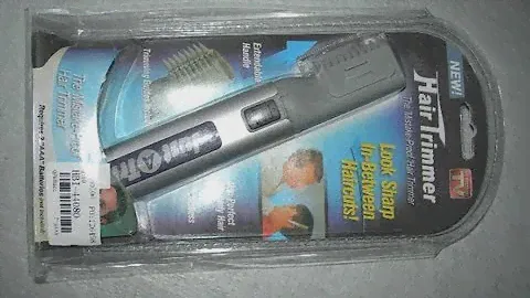 TinyDeal - 2 x AAA Powered Cordless Electric Hair Trimmer Clipper HBI-44080