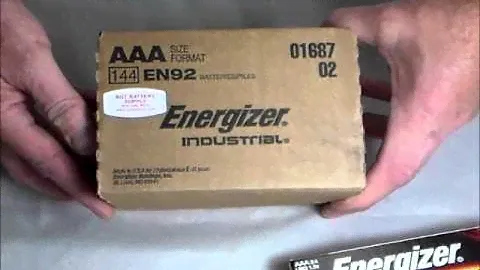 Промышленная щелочная батарея Energizer AAA