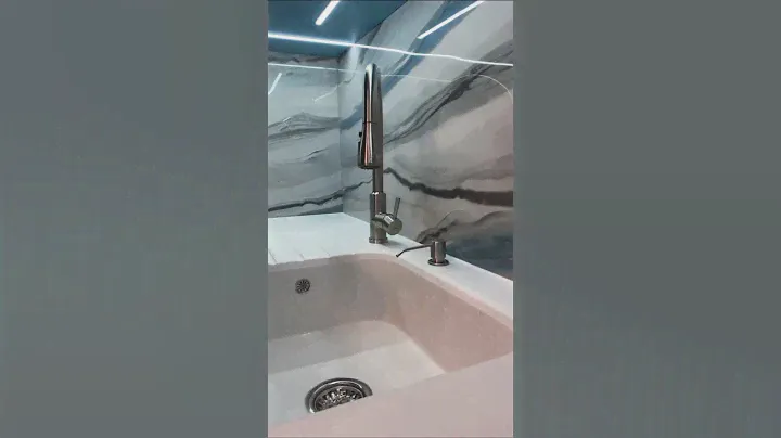 Бесконтактный сенсорный смеситель