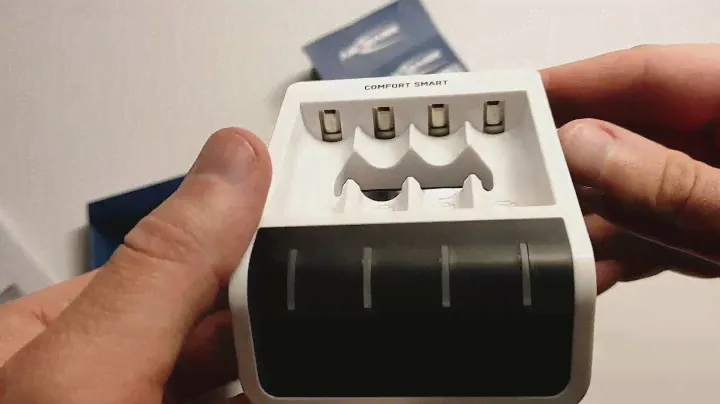 Charger Ansmann comfort smart. New. For NiMH AA, AAA. Зарядное устройство.